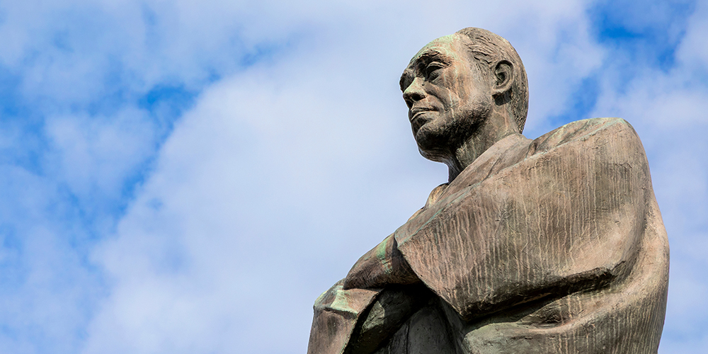 文章教育コラム「慶応SFCは小論文で合否が決まる」を公開しました