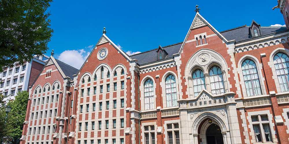 文章教育コラム「慶応文の小論文は「読解力」がカギとなる」を公開しました